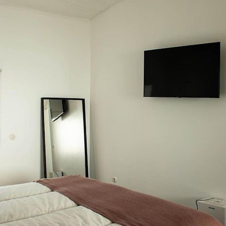 Private House In The Centre Of Condeixa Apartment Ngoại thất bức ảnh
